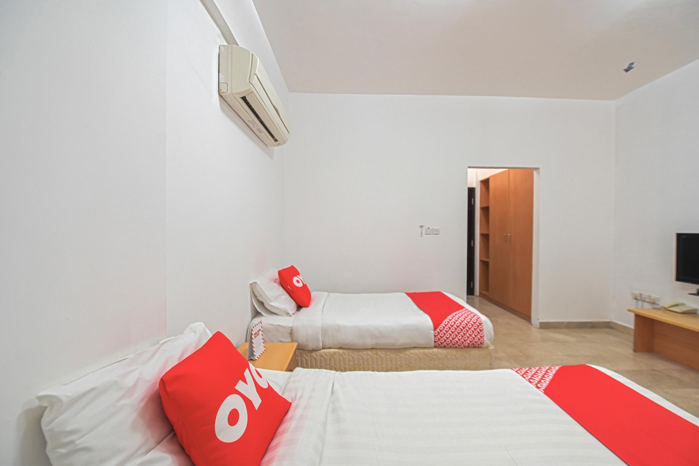 Hotel Majestic 3*